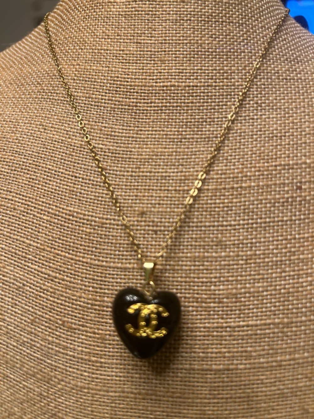 Black heart Pendant Necklace(stamped) with Gold Chain